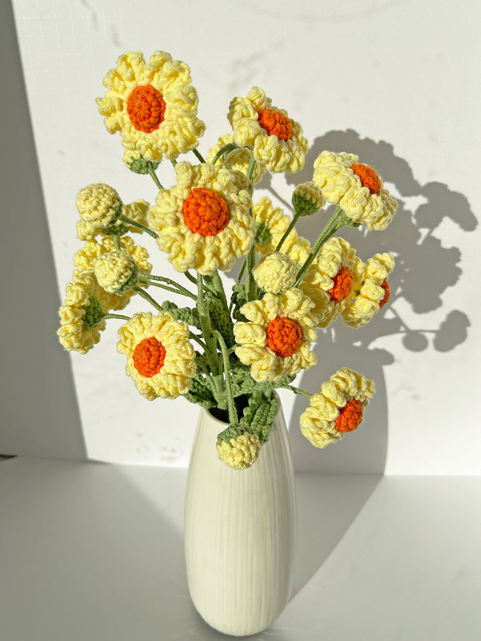 Finished Crochet daisy|multi-head daisy with bud|Crochet Flower Bouquet