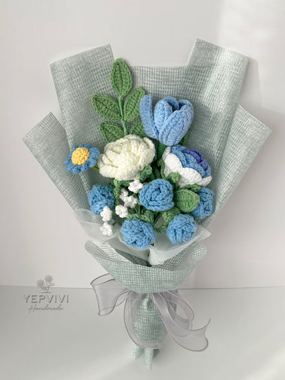 Finished crochet  blue rose bouquet. Unique handmade gift for women.