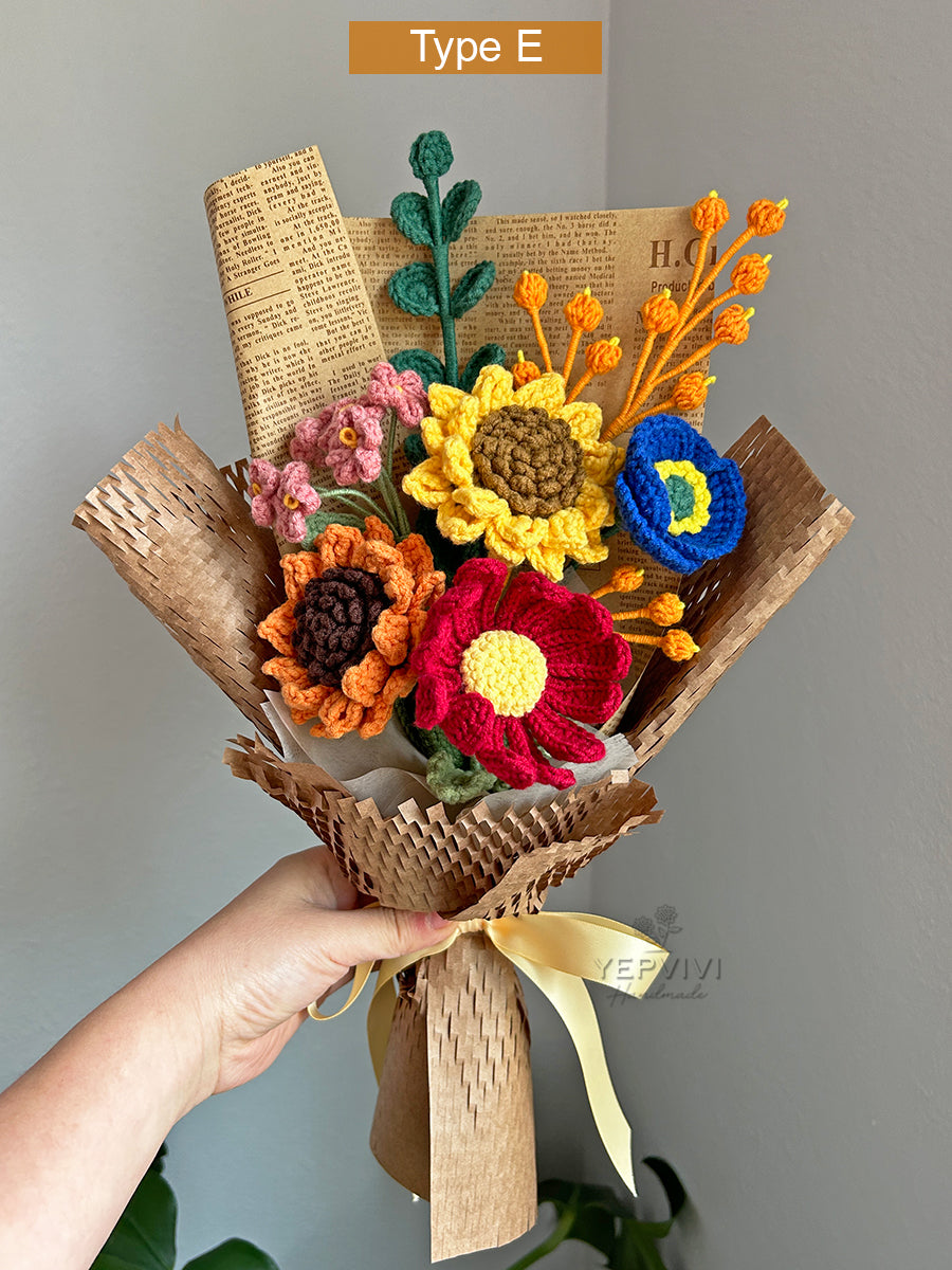 Finished crochet sunflower and Fall color bouquet. Gift for everyone, Mom,wife,friend.