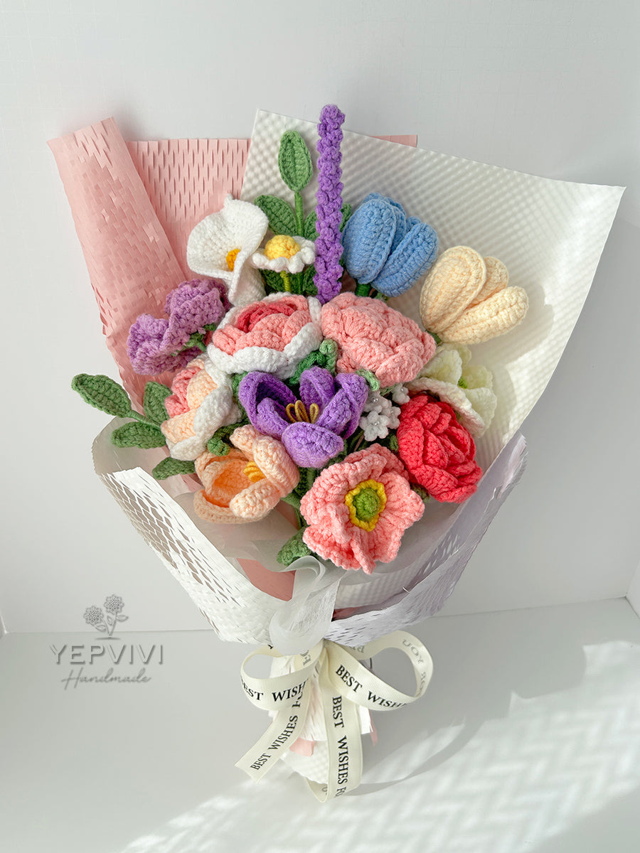 Finished crochet pink rose bouquet. Beautifully wrapped gift. Unique handmade gift for women.