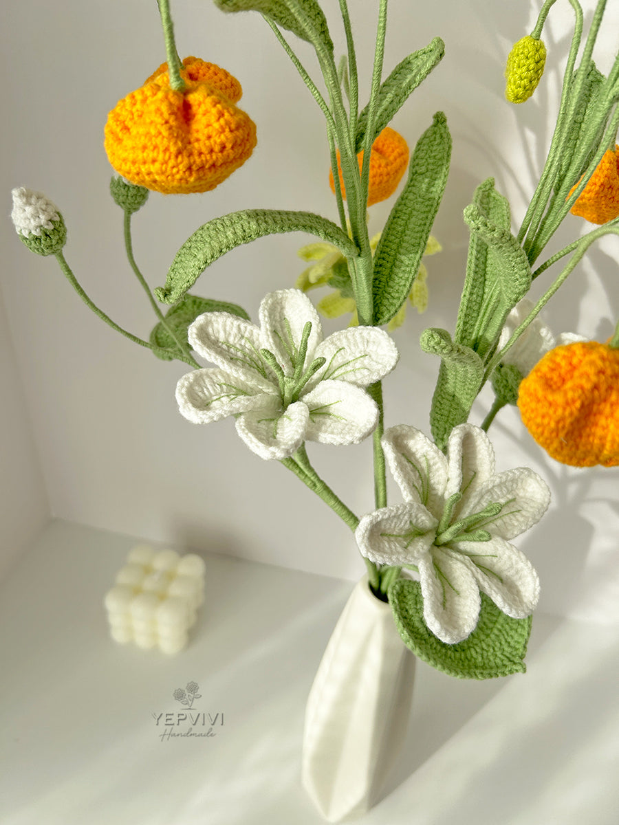 Finished crochet lantern lily and daisy bouquet. High quality yarn flowers. Unique handmade gift.