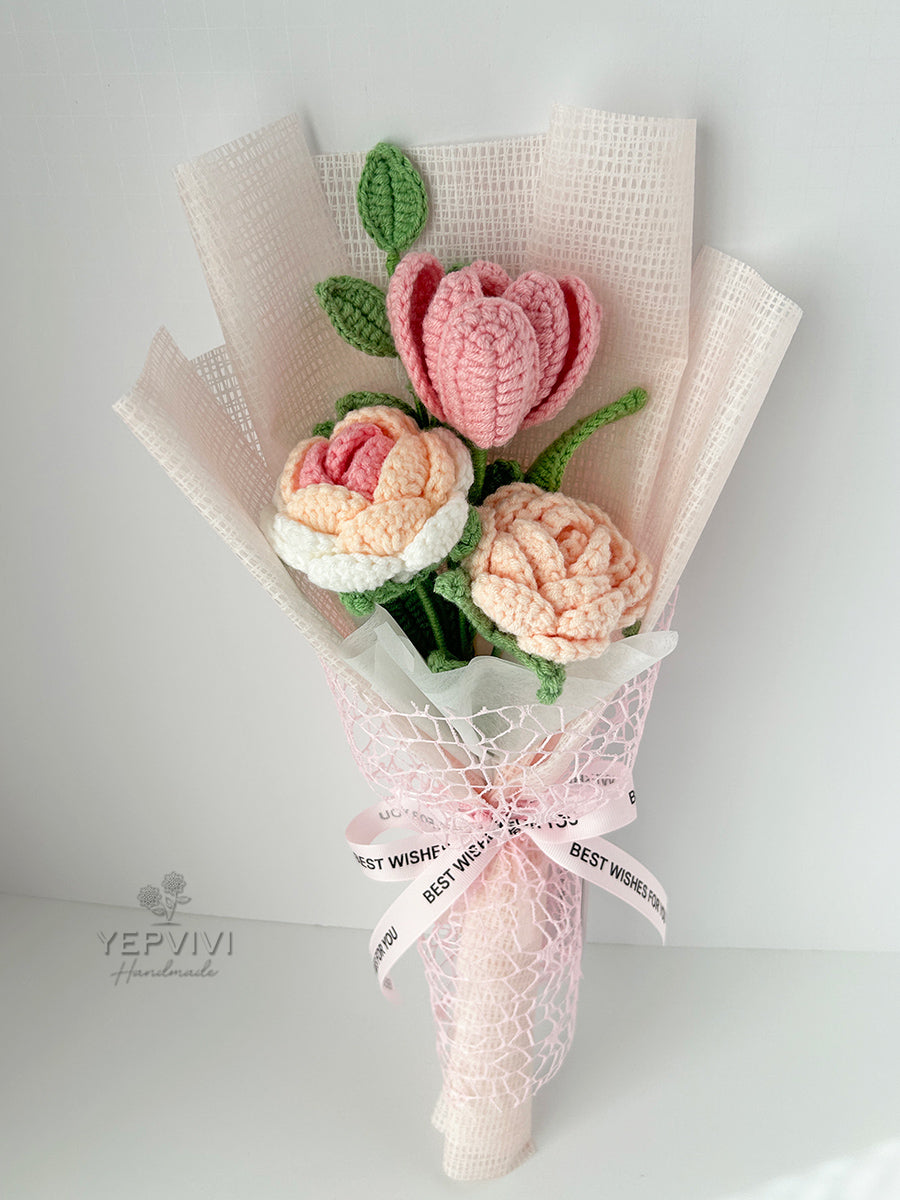 Finished crochet pink rose bouquet. Unique handmade gift for women.